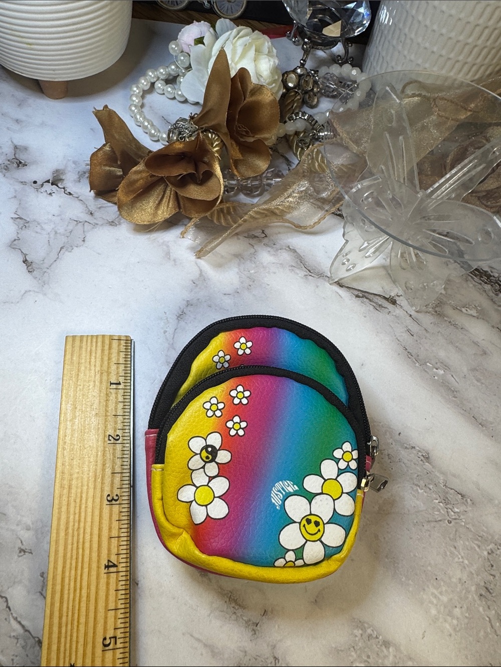 Rainbow Floral Coin Pouch with Smiley Daisies Keychain - Picture 5 of 6